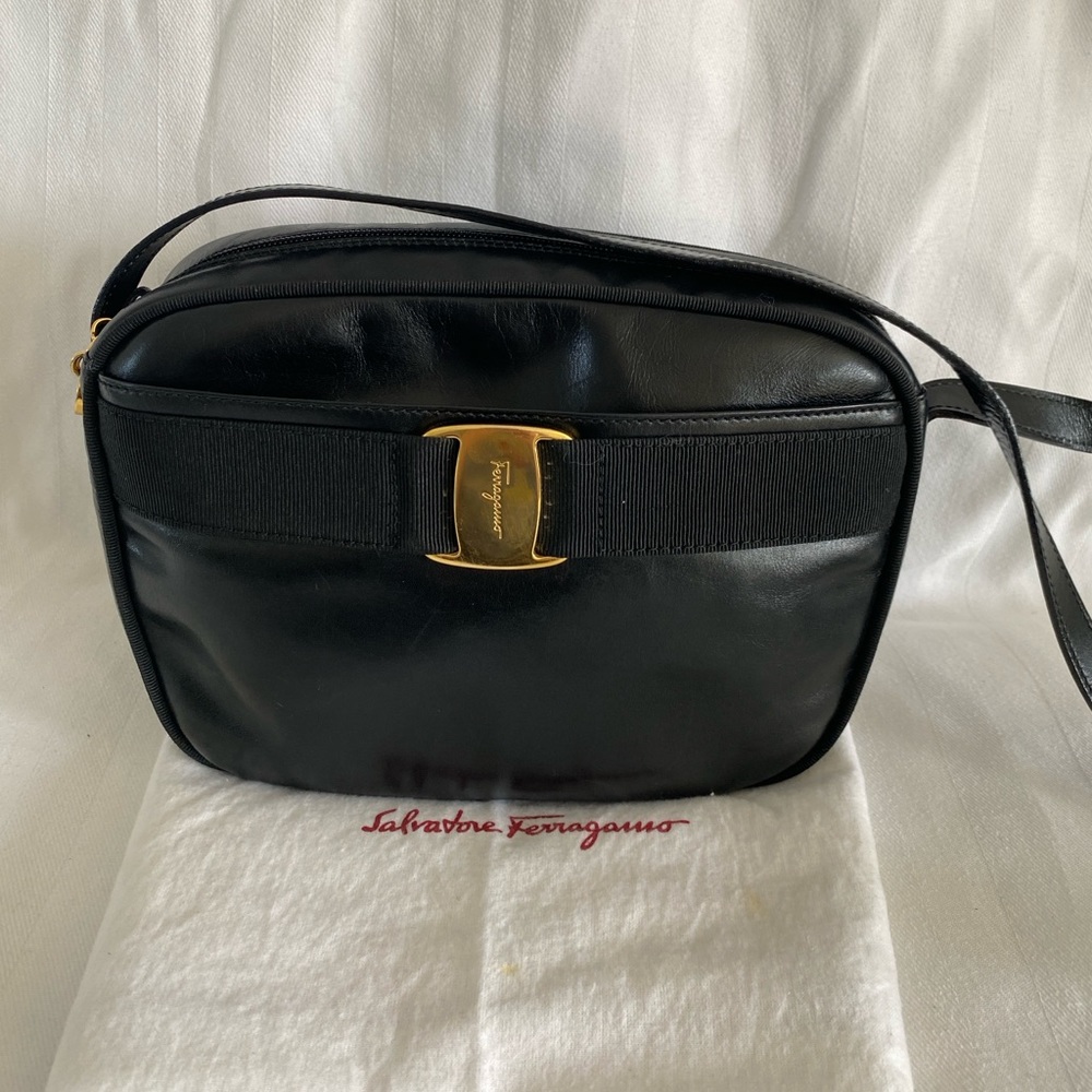 Authentic SALVATORE FERRAGAMO Vara Bow Leather Crossbody Bag